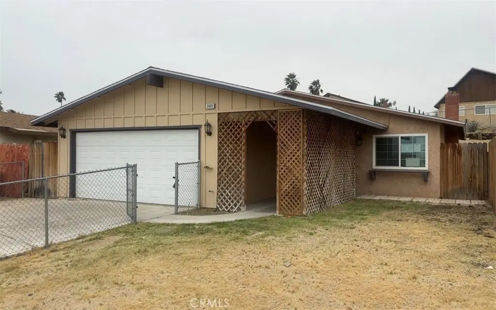 2032 Notre Dame Court, Barstow, CA 92311 - #1