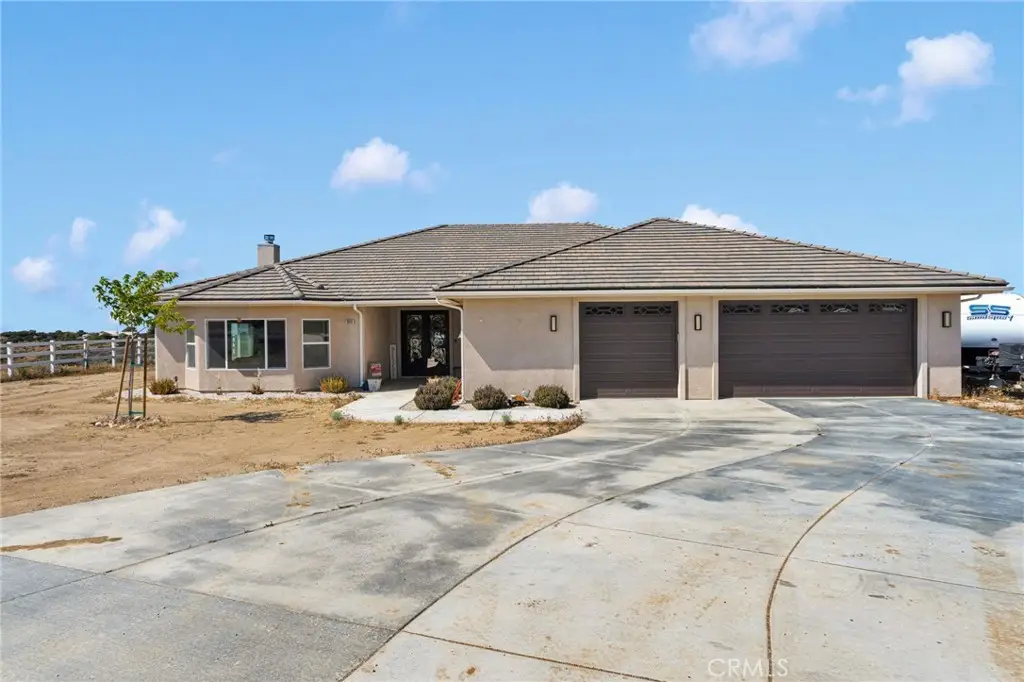 9926 Fir St, Oak Hills, CA 92344 - #1