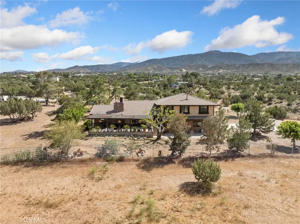 984 Pinon Road, Pinon Hills, CA 92372 - #1