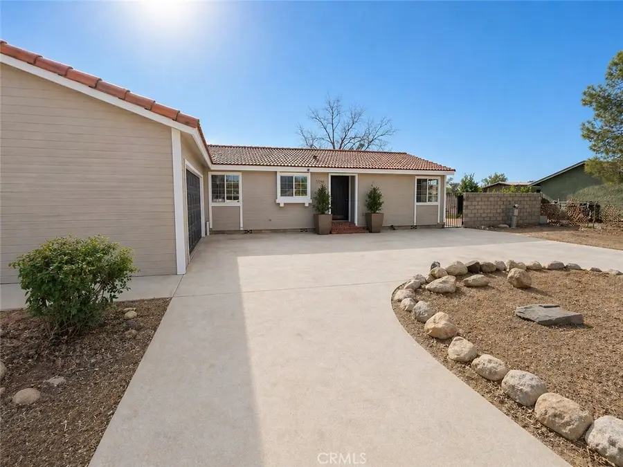 12546 Navajo, Apple Valley, CA 92308 - #2