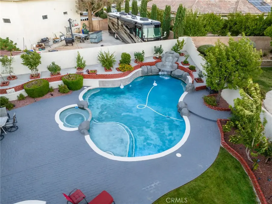 19237 Estancia, Apple Valley, CA 92308 - #2