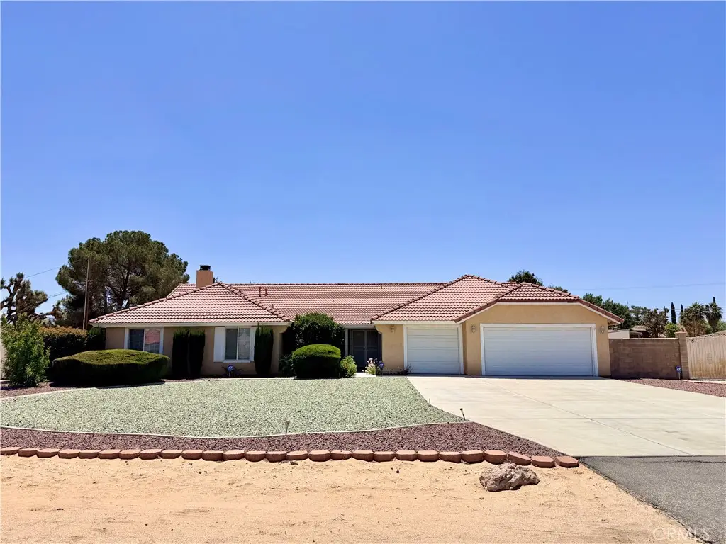 20337 Ituma Road, Apple Valley, CA 92308 - #1