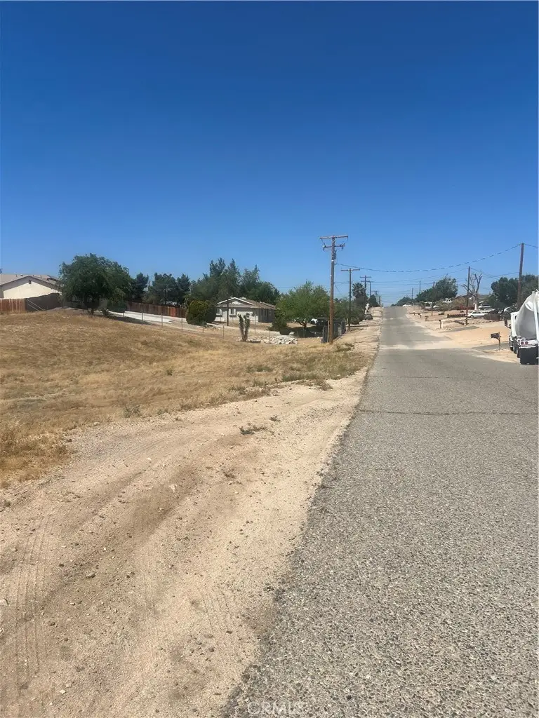 15 Hackberry Street, Hesperia, CA 92345 - #3