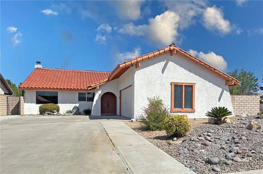 27055 Silver Lakes, Helendale, CA 92342 - #1