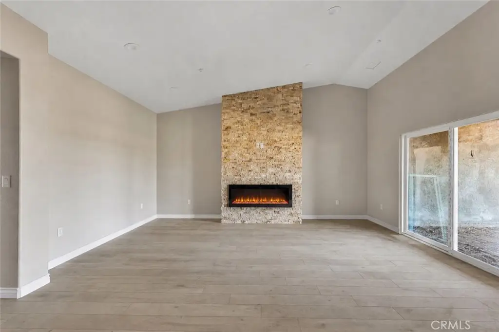 15045 Olive St, Hesperia, CA 92345 - #1