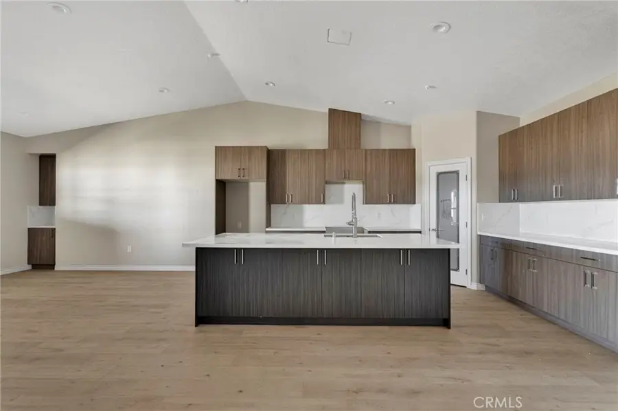 15045 Olive St, Hesperia, CA 92345 - #2