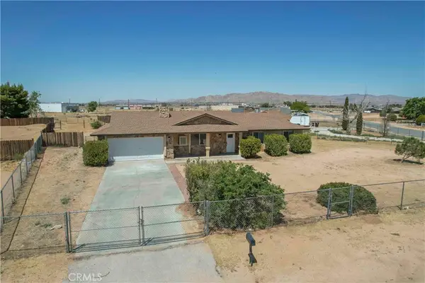 22574 Powhatan, Apple Valley, CA 92308