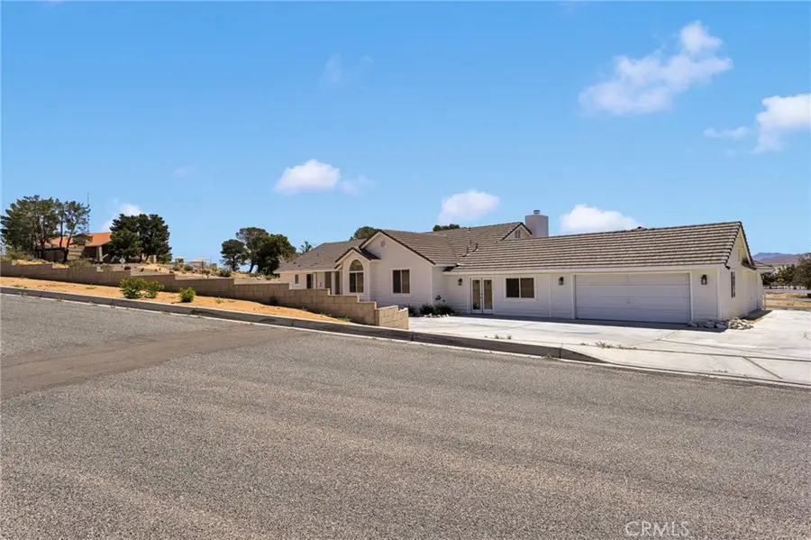 27679 River Rock, Helendale, CA 92342 - #2