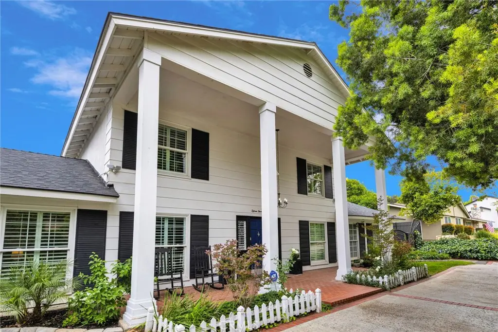 1525 Garden Street, Redlands, CA 92373 - #1