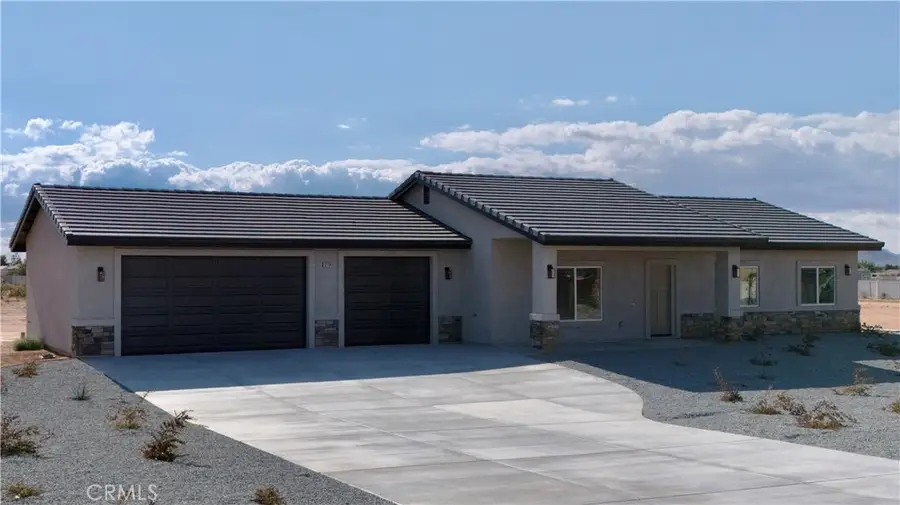 12734 Tate Court, Apple Valley, CA 92307 - #2