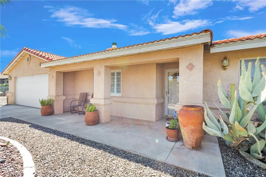 7454 Lyons Avenue, Hesperia, CA 92345 - #3