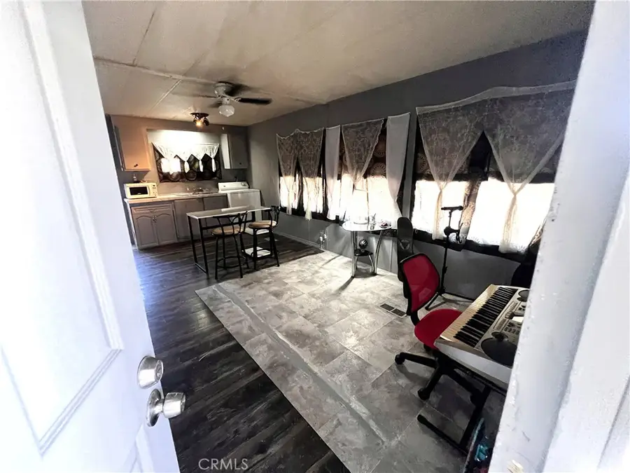 22325 Us Highway 18 #33, Apple Valley, CA 92308 - #2