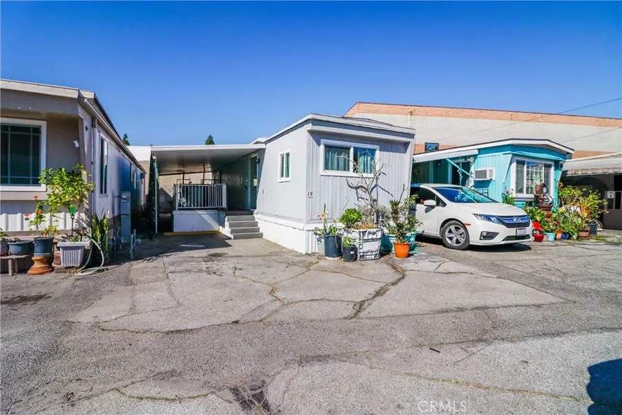 9020 Somerset Boulevard #19, Bellflower, CA 90706 - #3