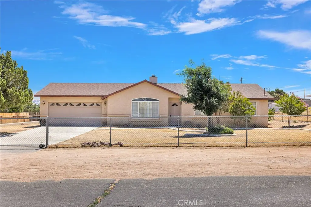 7335 Dayton Avenue, Hesperia, CA 92345 - #1