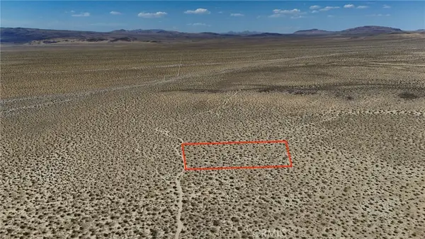 736 Fossil Bed (near) Road, Hinkley, CA 92347