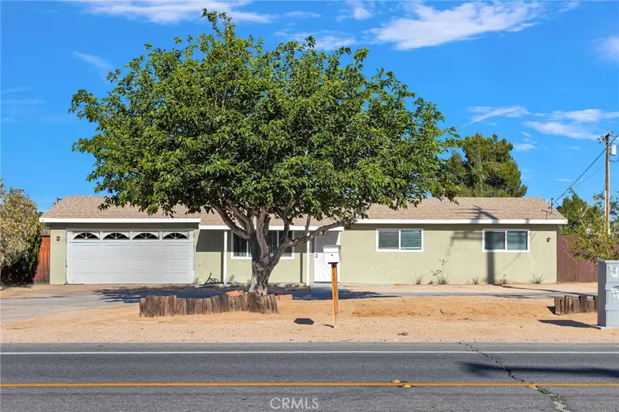 12696 Kiowa Road, Apple Valley, CA 92308 - #2