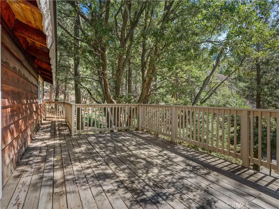 1155 Chateau Dr, Crestline, CA 92325 - #3