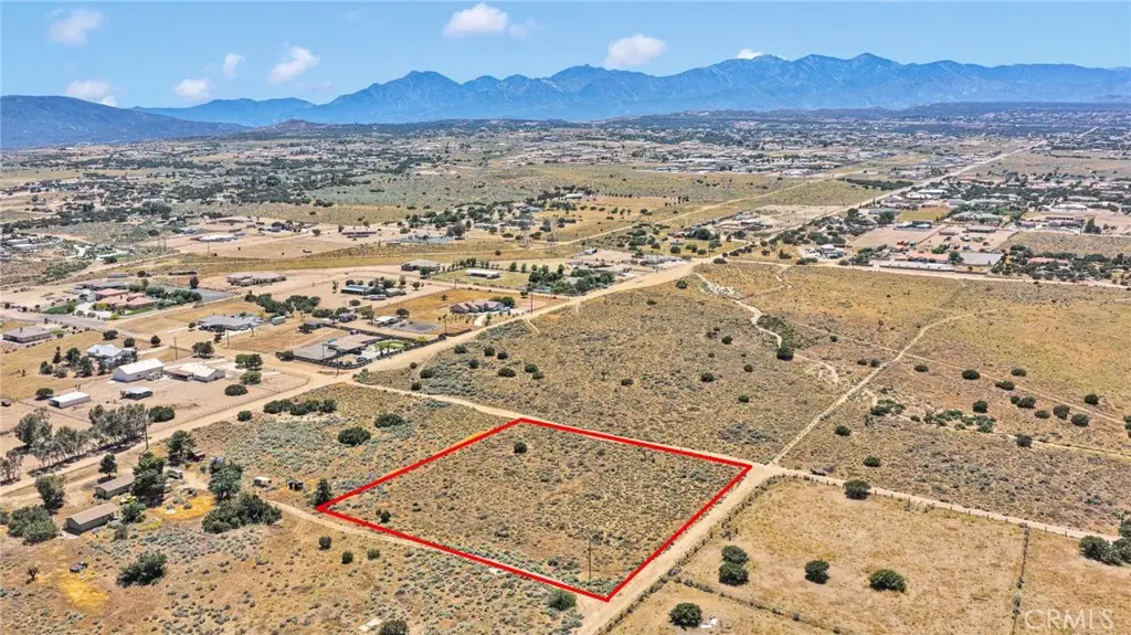 1 Buffalo Road, Oak Hills, CA 92344 - #1