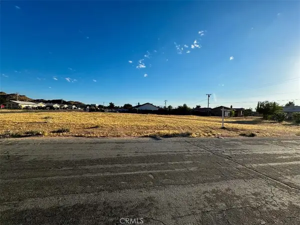 154 60 Broken Bow Road, Apple Valley, CA 92307