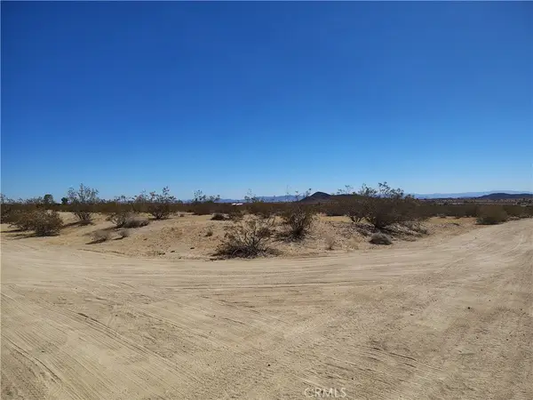 2681 Sunburst Avenue, Joshua Tree, CA 92252