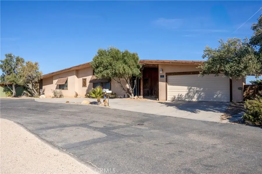 20 Hill Top Terrace, Barstow, CA 92311 - #2