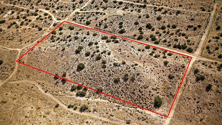 25200 Mountain View Road, Apple Valley, CA 92308 - #3
