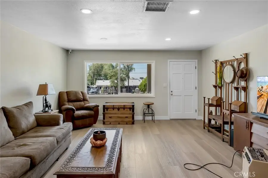 18310 Santa Fe, San Bernardino, CA 92407 - #3