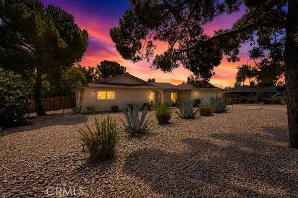 10415 Redwood Avenue, Hesperia, CA 92345