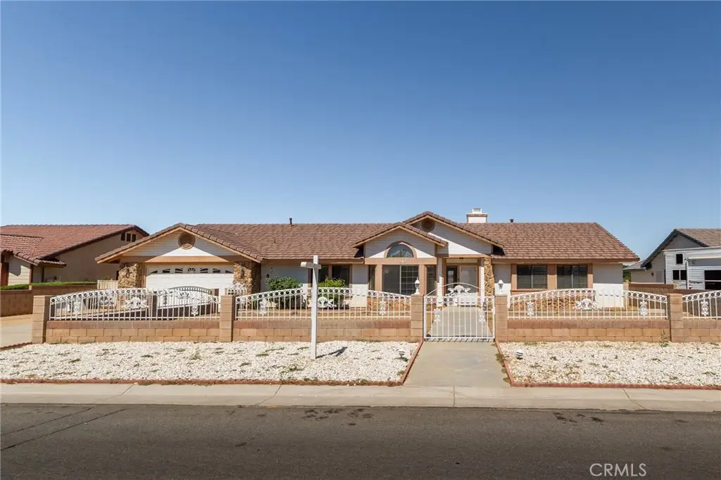 13382 Ivanpah, Apple Valley, CA 92308 - #1