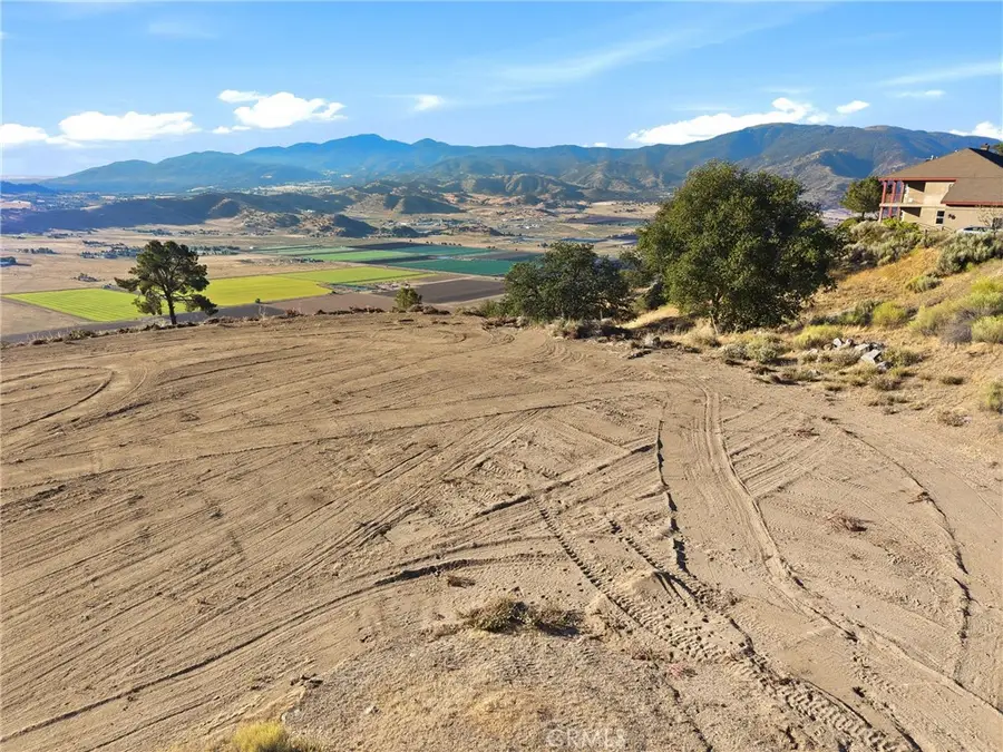 26400 Skyline Drive, Tehachapi, CA 93561 - #3