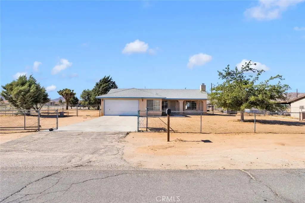 21930 Mohican Avenue, Apple Valley, CA 92307 - #1