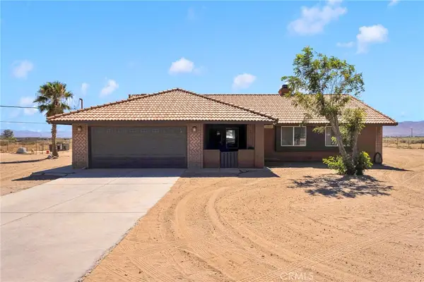 10521 3rd Avenue, Hesperia, CA 92345