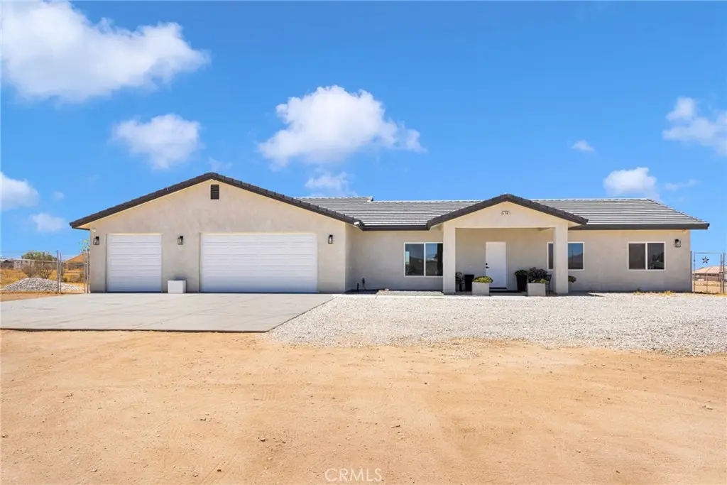 10770 Chipmunk, Apple Valley, CA 92308 - #1