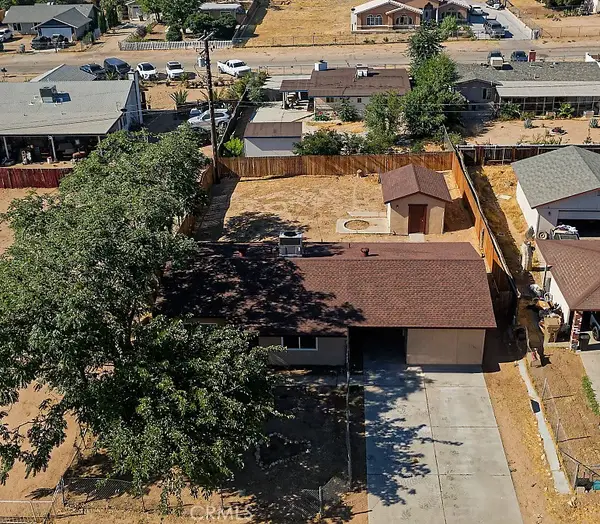 15935 Live Oak, Hesperia, CA 92345