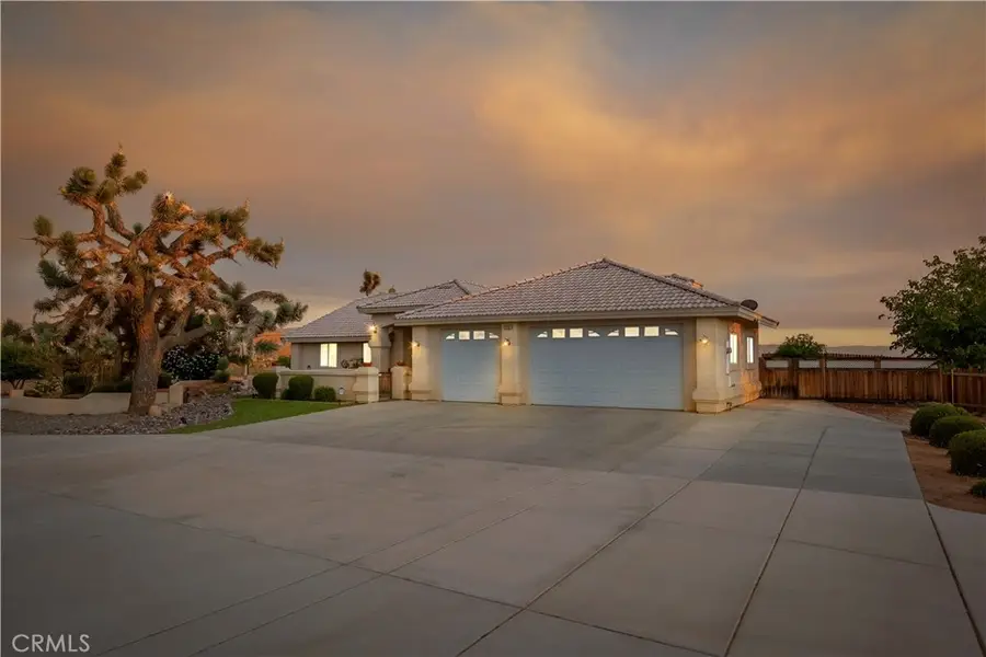 23355 Cuyama, Apple Valley, CA 92307 - #3