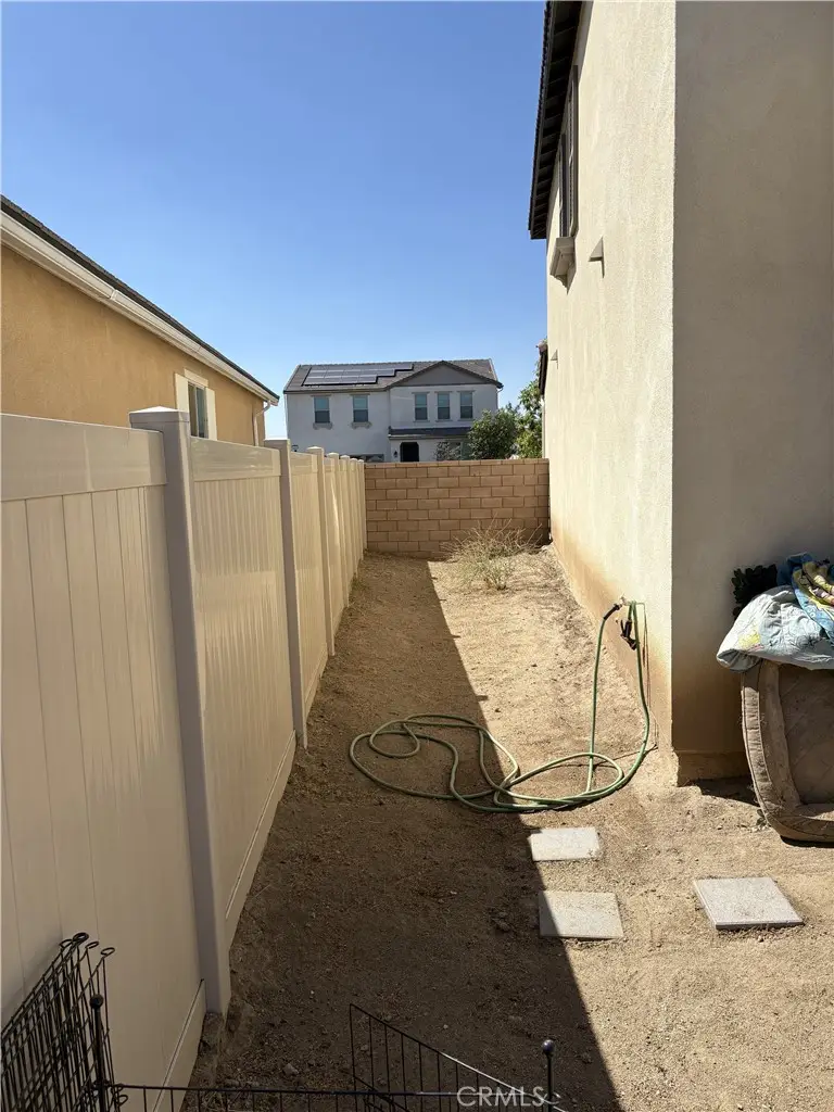 575 Feeder, Hemet, CA 92543 - #2