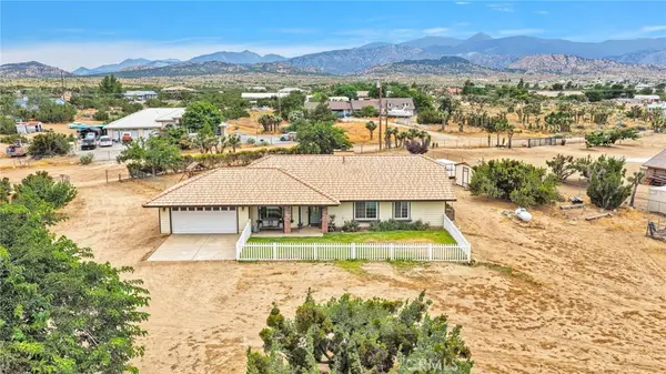 6432 Lime, Phelan, CA 92371