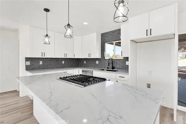18282 Manzanita, Hesperia, CA 92345