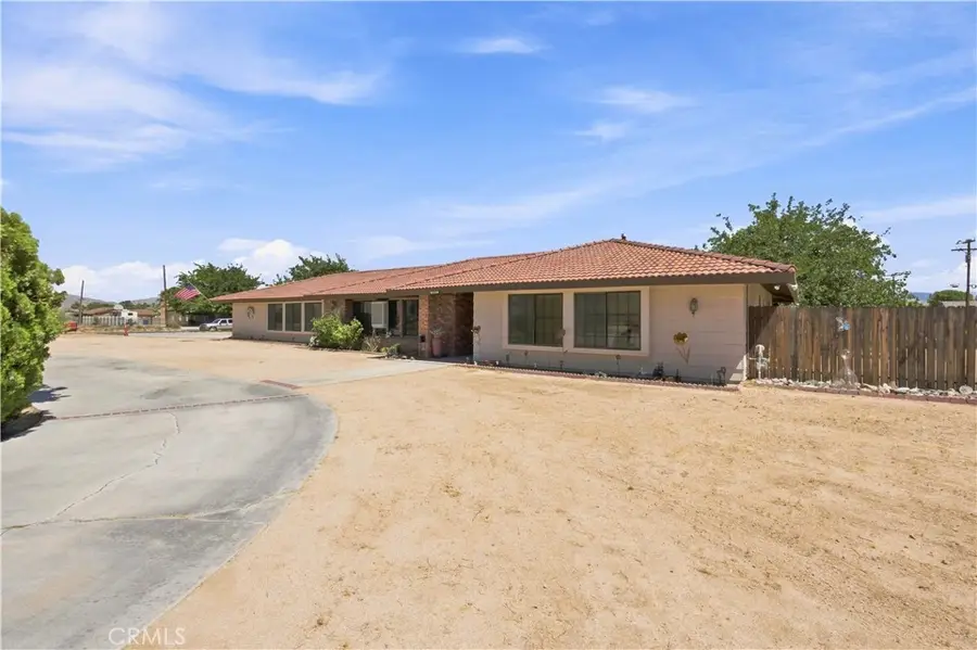 14367 Flathead, Apple Valley, CA 92307 - #3