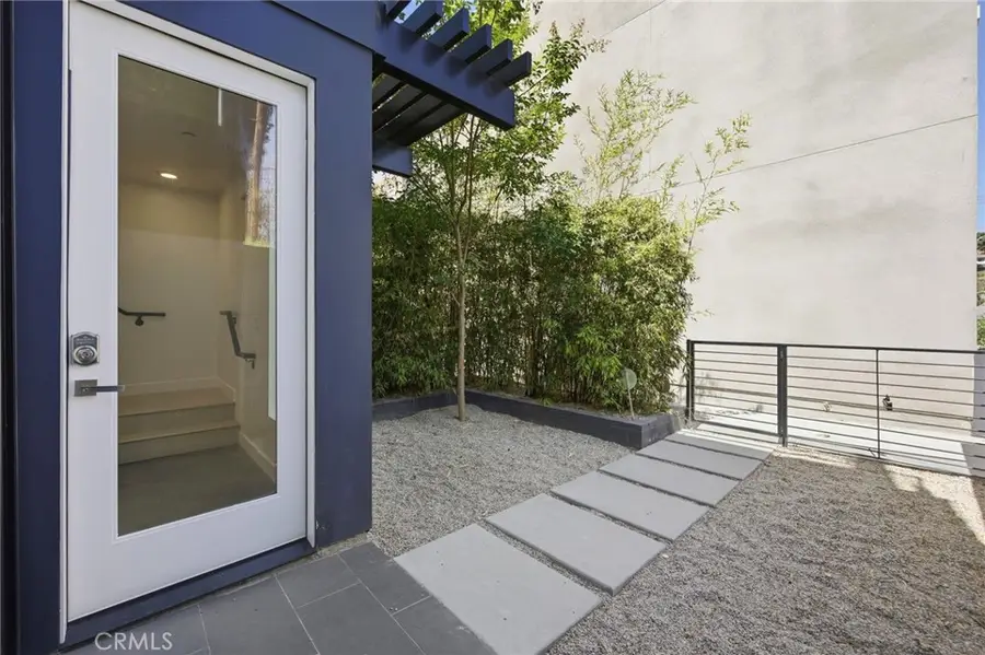 2160 Clifford, Los Angeles, CA 90026 - #3