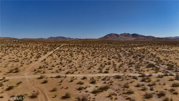 747 Langley Street, Apple Valley, CA 92307