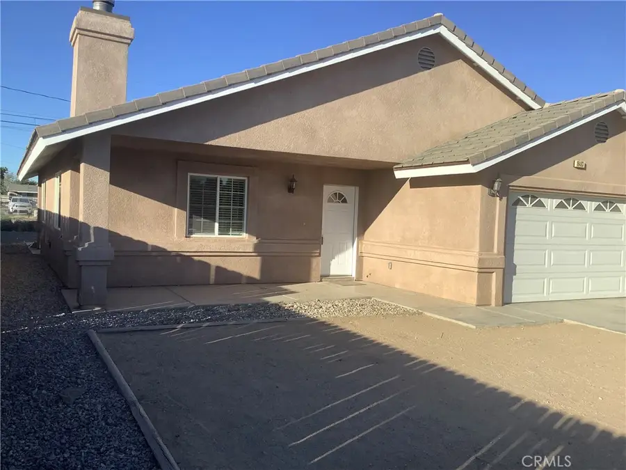 16493 Live Oak, Hesperia, CA 92345 - #3