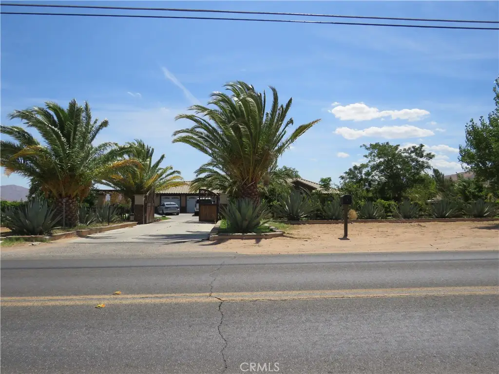 10247 Kiowa, Apple Valley, CA 92308 - #1