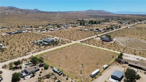 43519308 Desert View Road, Apple Valley, CA 92308