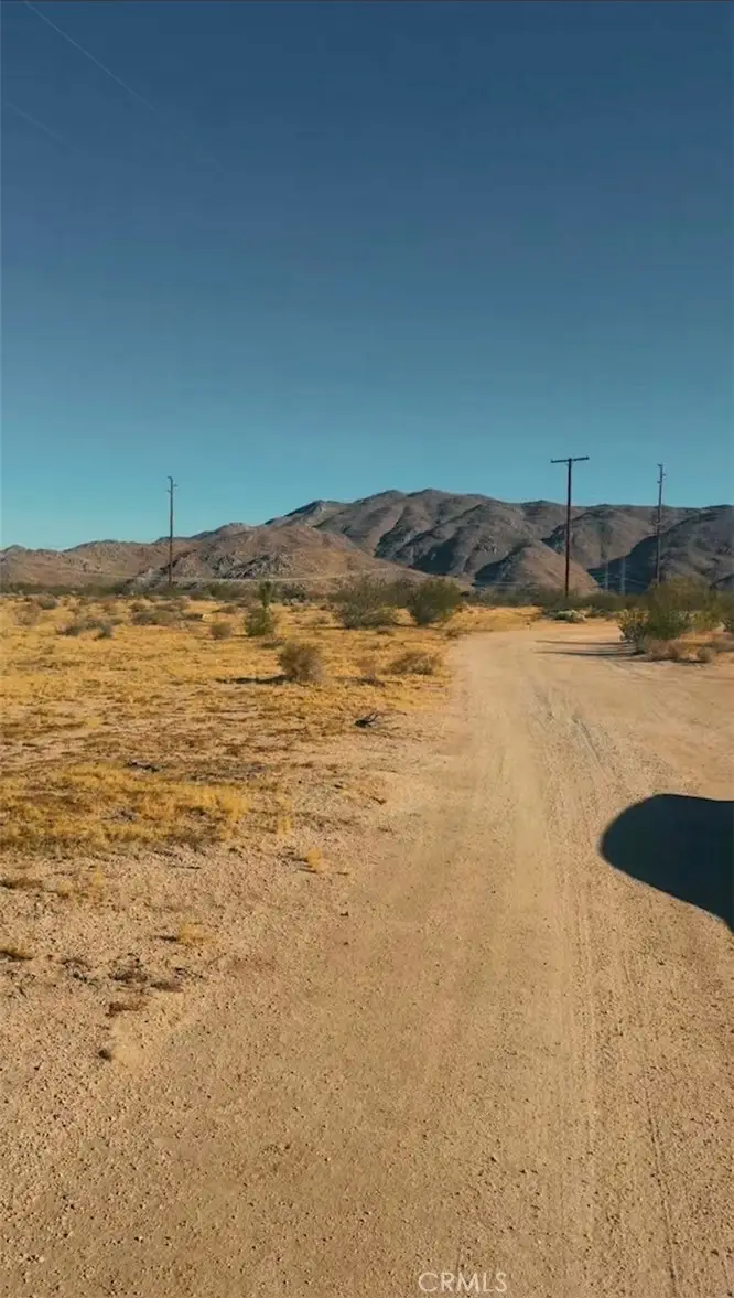 1 Joshua, Lucerne Valley, CA 92356 - #3