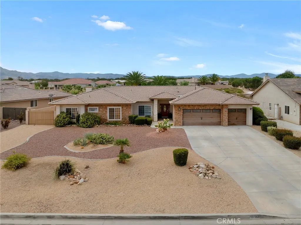 16783 Crockett, Hesperia, CA 92345 - #1