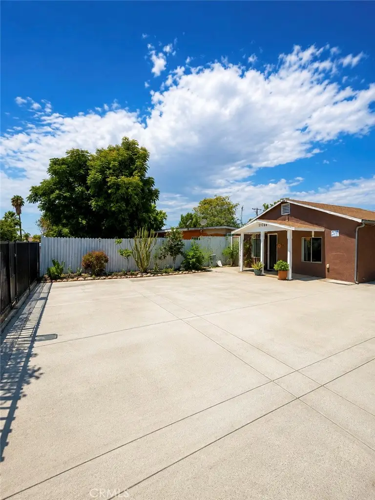 25268 Court, San Bernardino, CA 92410 - #3