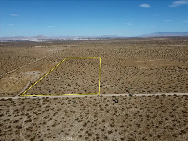 2 Wilson Ranch Rd, Adelanto, CA 92301
