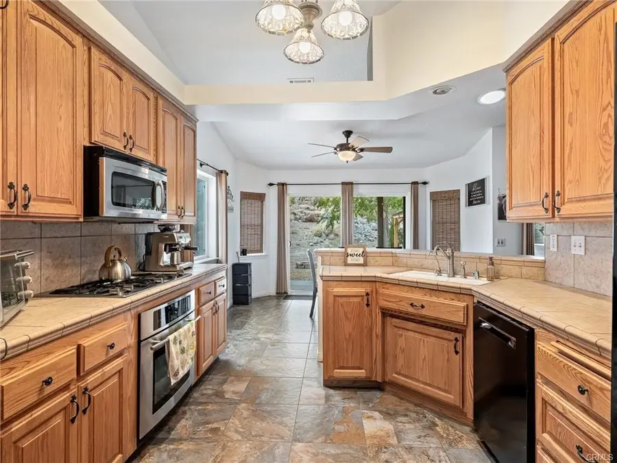 10160 Pineview Road, Pinon Hills, CA 92372 - #2