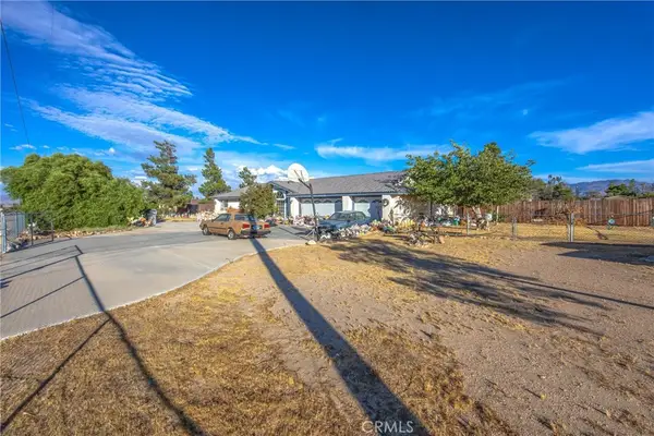 17821 Mauna Loa, Hesperia, CA 92345